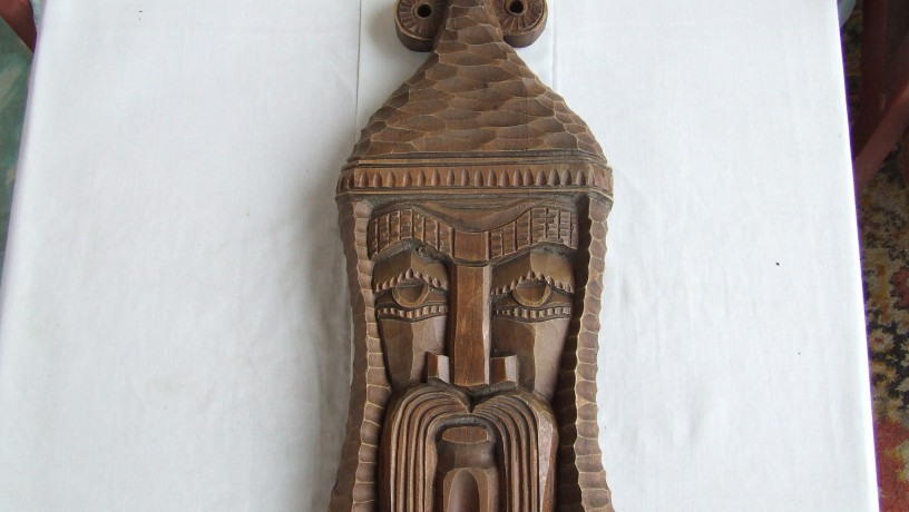 zakarpatskaia-sk-rezba-po-derevu-maska-starik-raz-45-x-20-x4sm-1970gg-big-0
