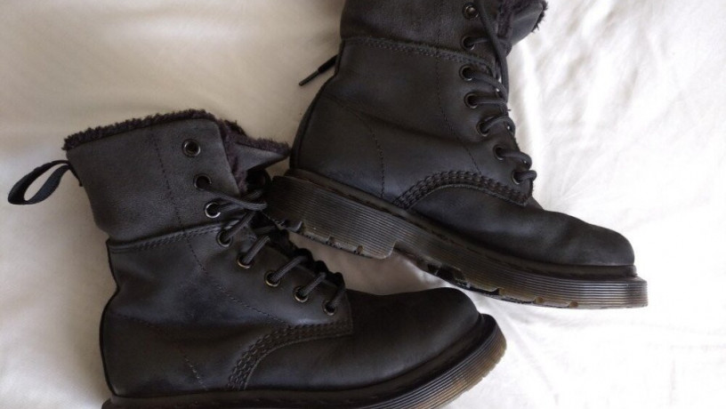 zimovi-botinki-nubuk-i-zamsa-na-vuzku-nizku-r36-dr-martens-big-1