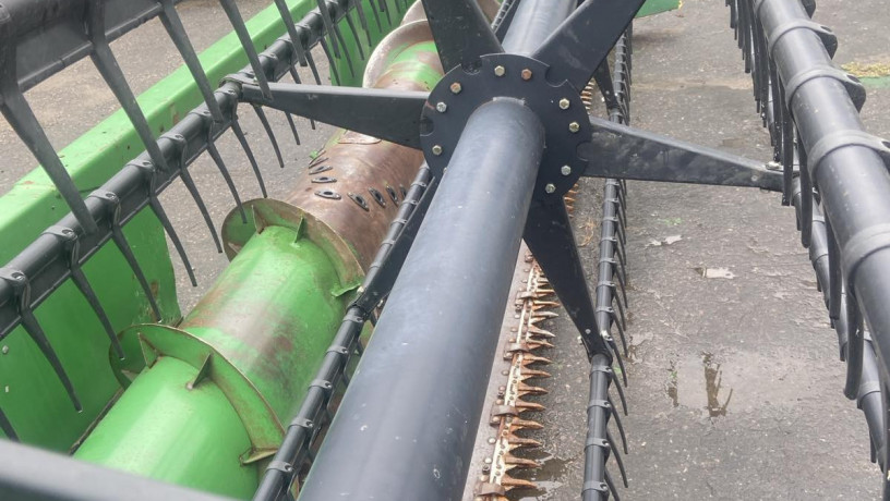 znivarka-john-deere-920-f-61m-z-ssa-big-1