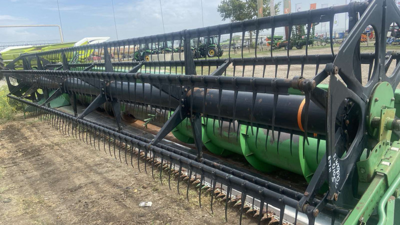znivarka-john-deere-925-f-76-m-z-ssa-big-3