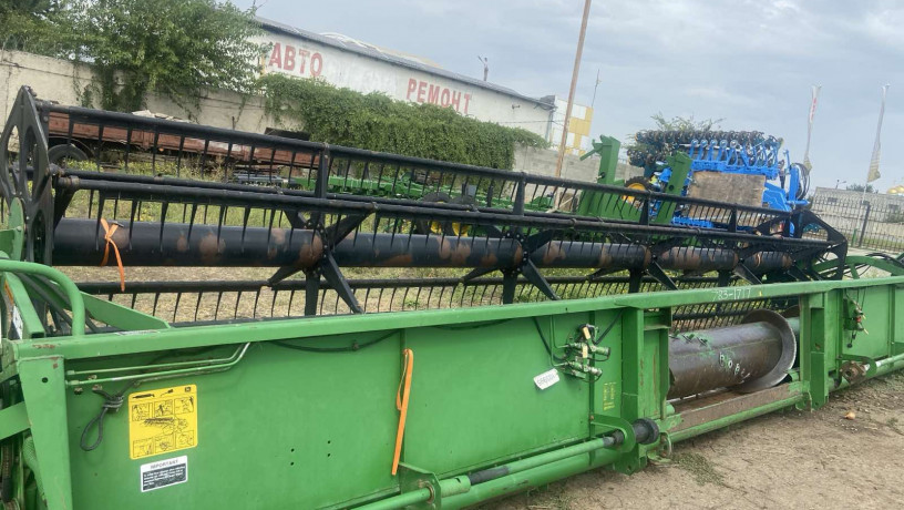 znivarka-john-deere-925-f-76-m-z-ssa-big-5