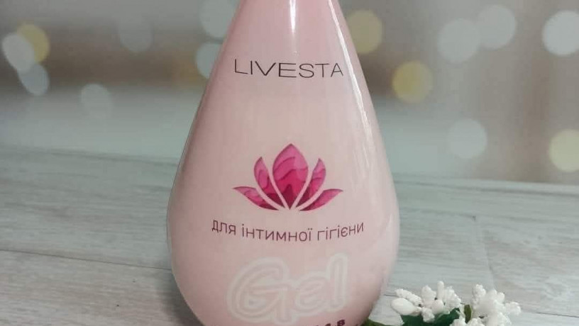 osvitliuiucii-gel-dlia-intimnoyi-gigijeni-livesta-480-ml-big-0