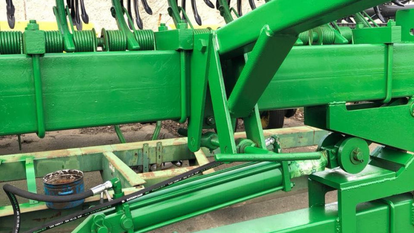 rotacionnaia-borona-motyga-john-deere-400-46-6-9-12-14-m-big-7